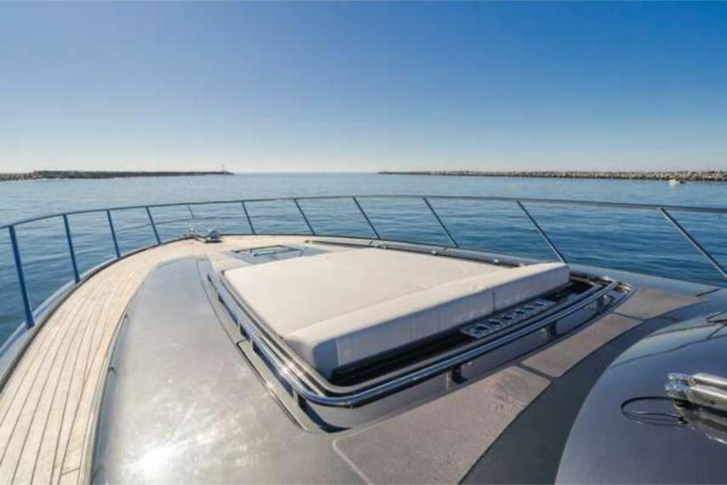 Holiday home Riva Virtus 65 Yacht Trip W Captain Overnight 2812 *